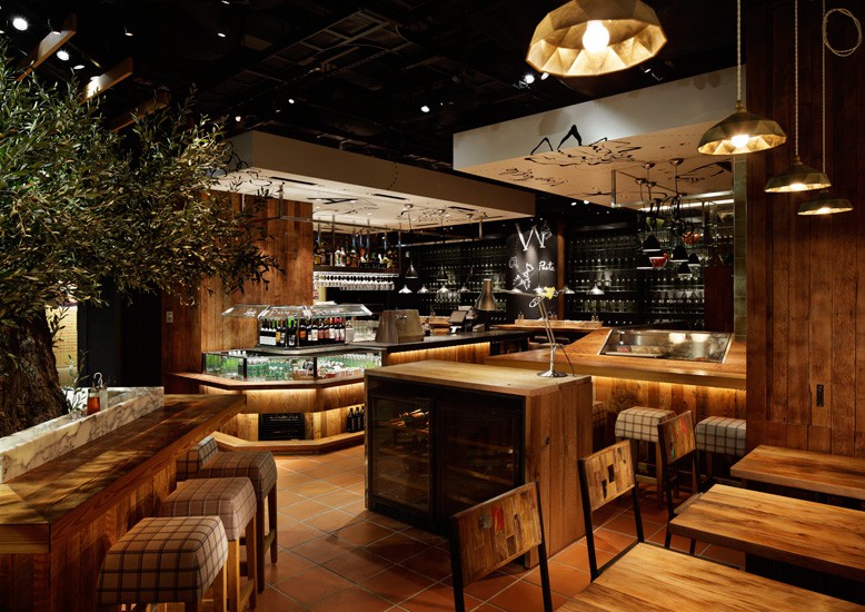 「PASTA MARCHE AWkitchen’s」丸の内 インテリアデザインスタジオ DESIGN POST